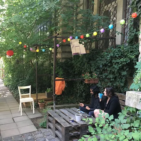 Baroque Hostel & Coworking-2